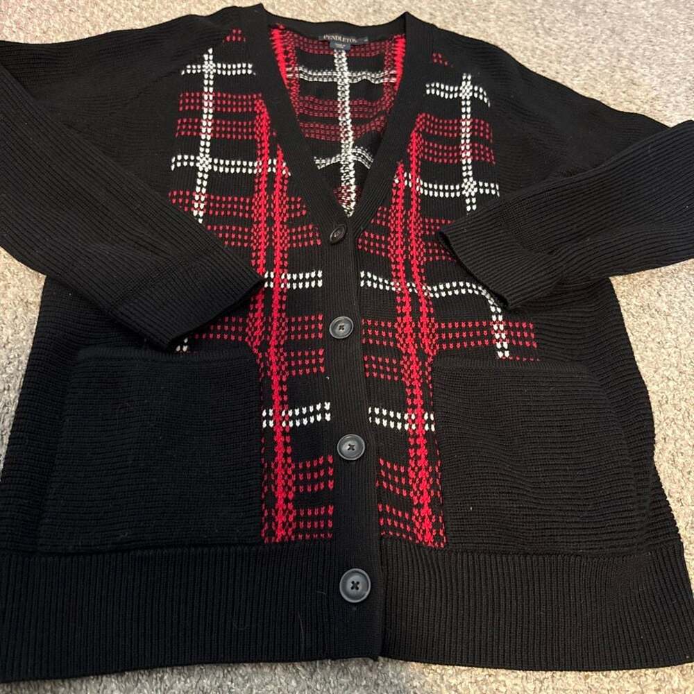 Pendleton Black Red White Plaid Cardigan Sweater V-Neck Medium M